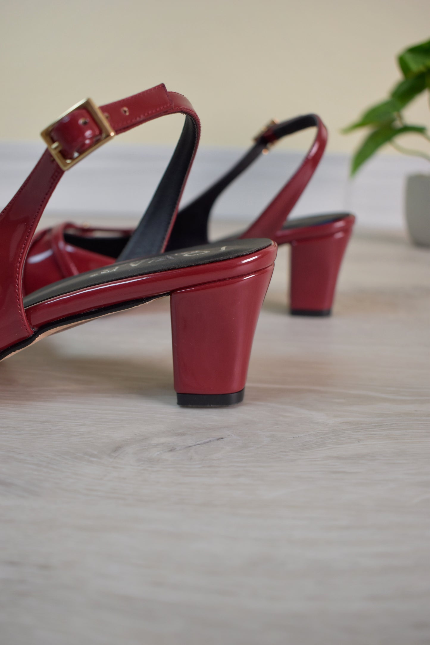 Stilettos HEIDY vino charol T5