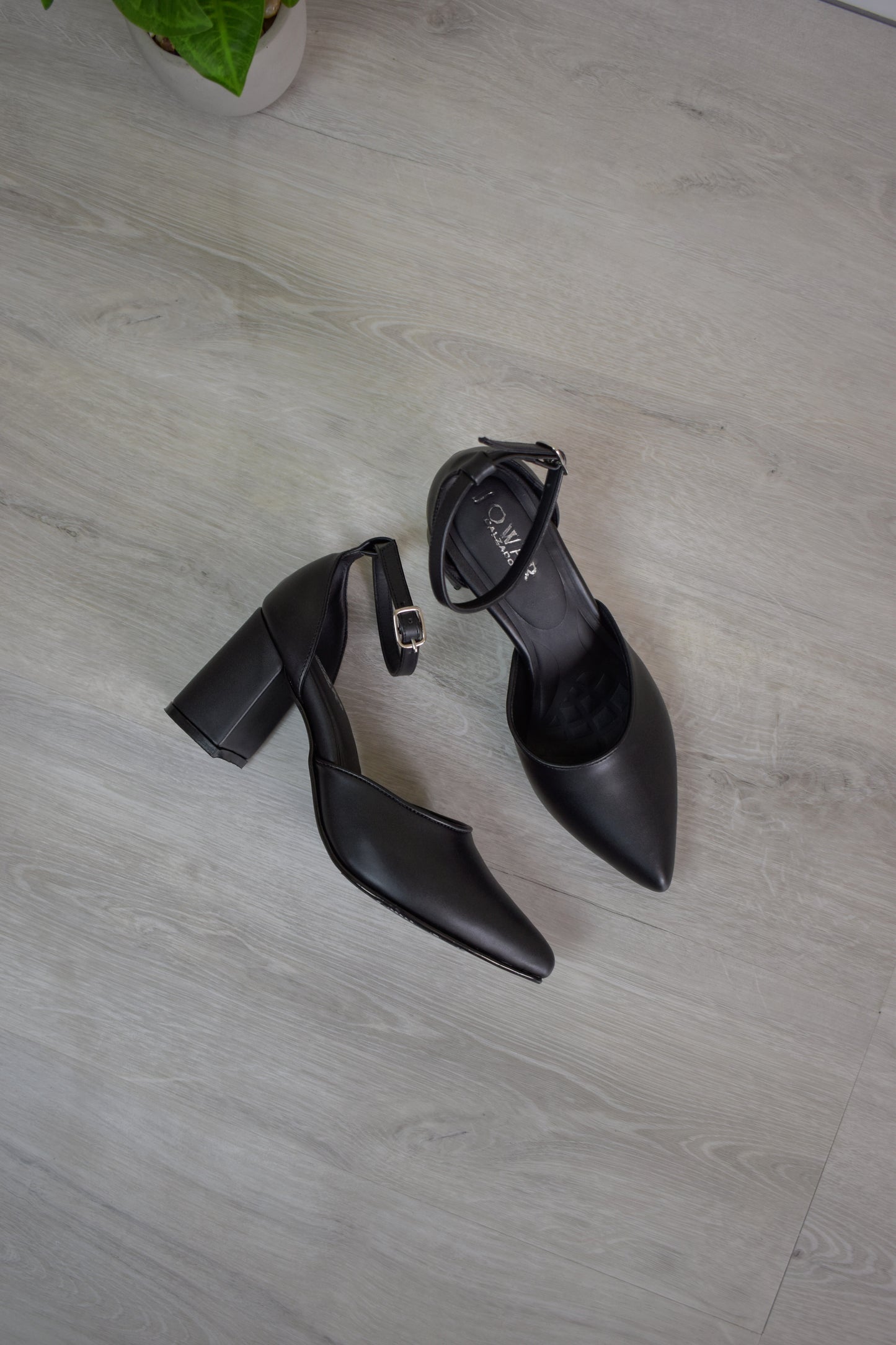 Stilettos DOVE negro mate