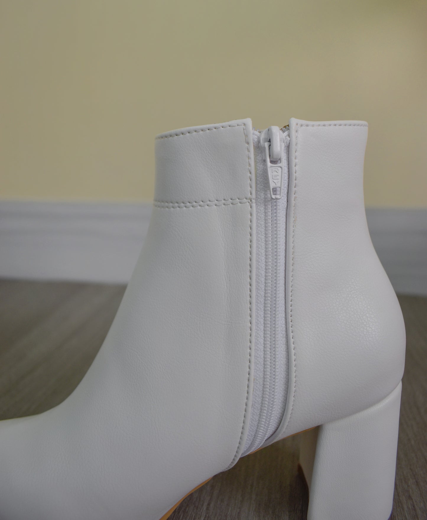 PARIS boots blanco