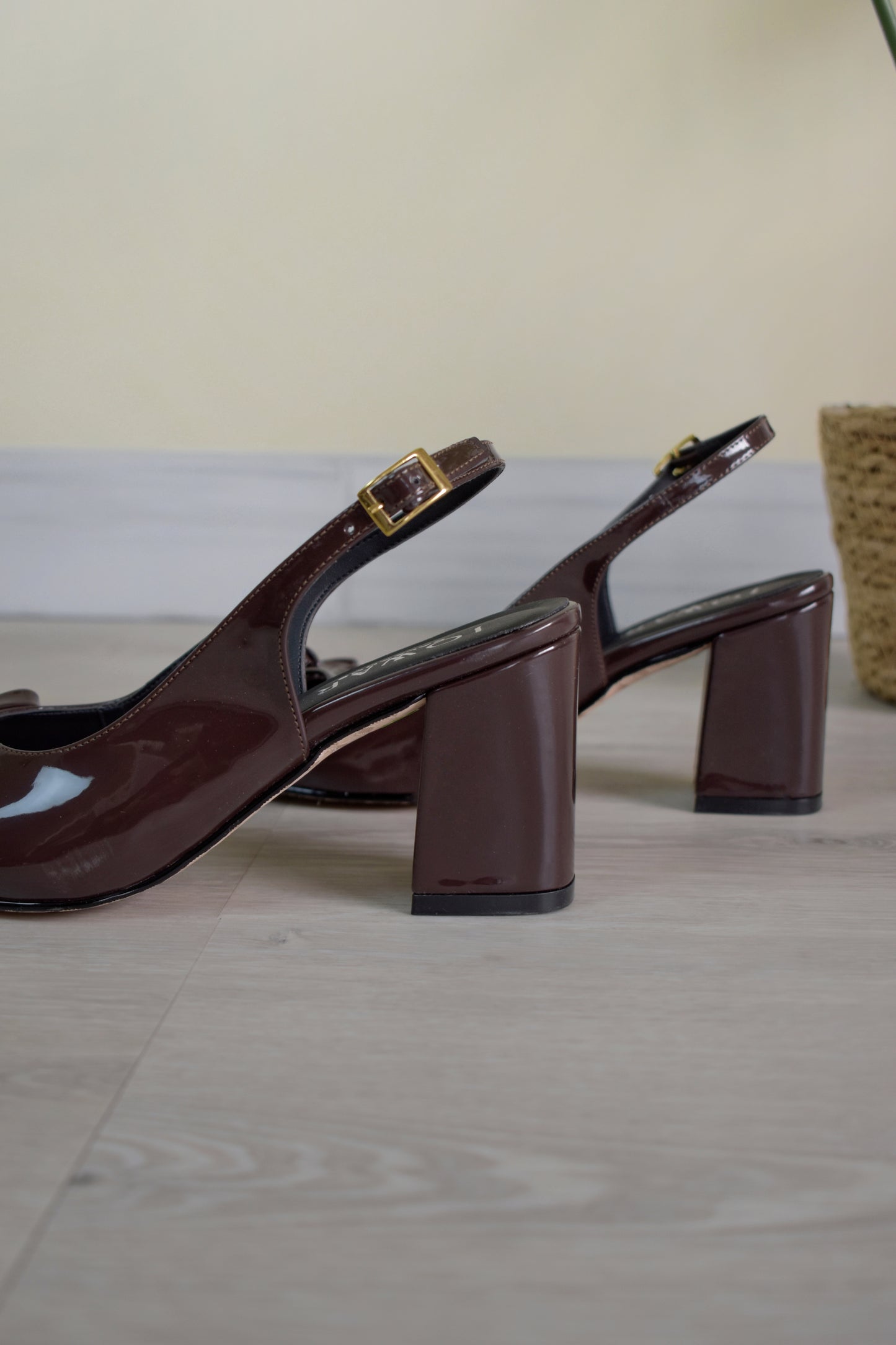 Stilettos RACHEL chocolate taco cuadrado
