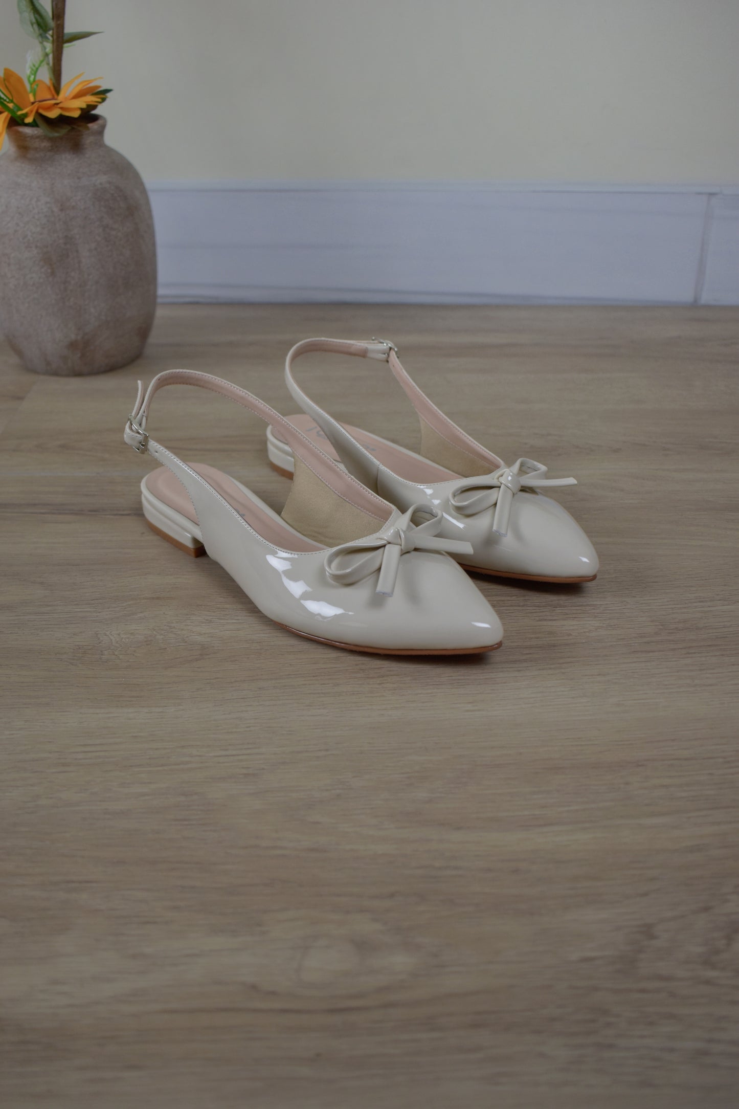 Stilettos RACHEL hueso charol 1cm