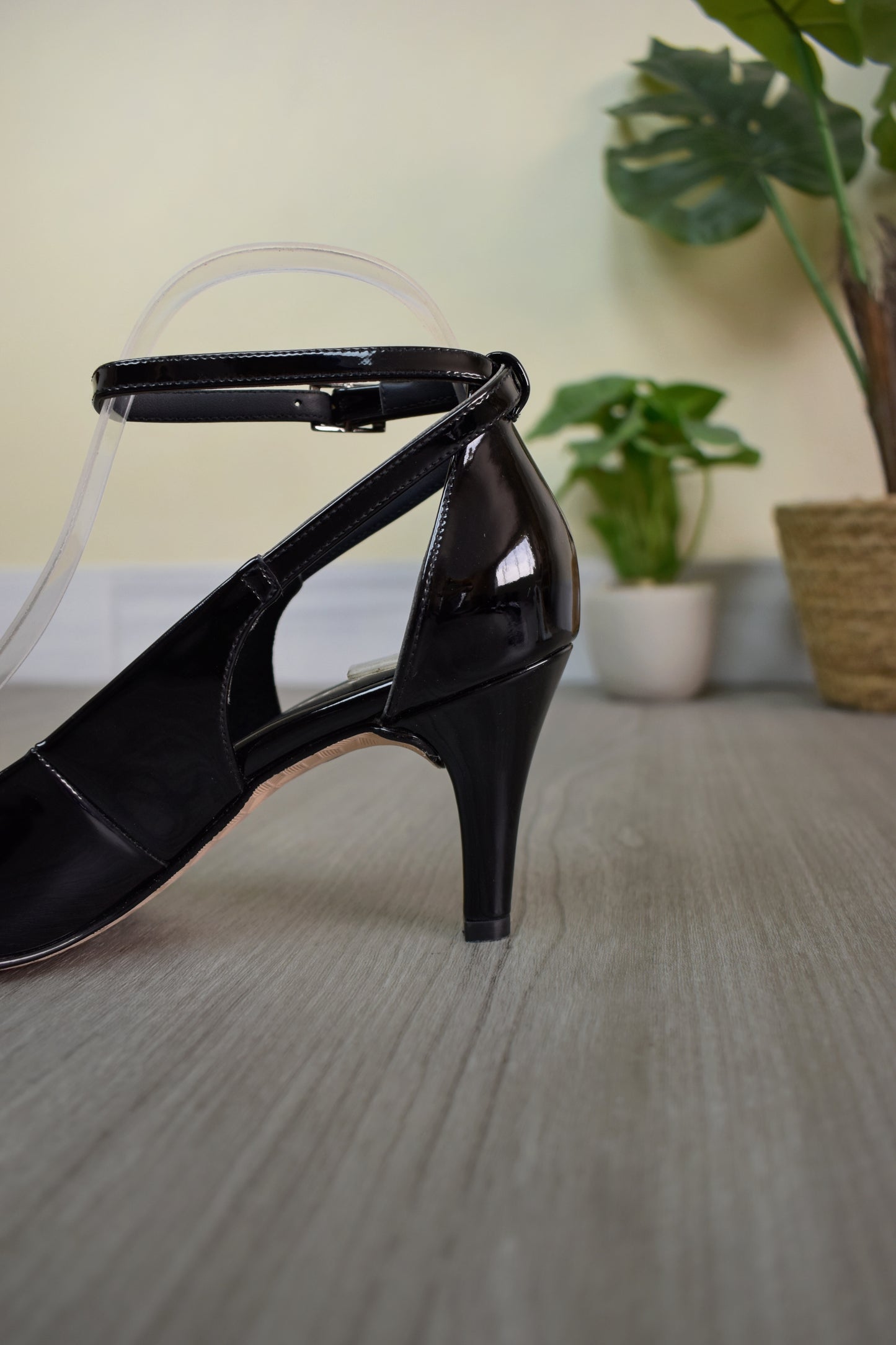 Stilettos KALI negro charol
