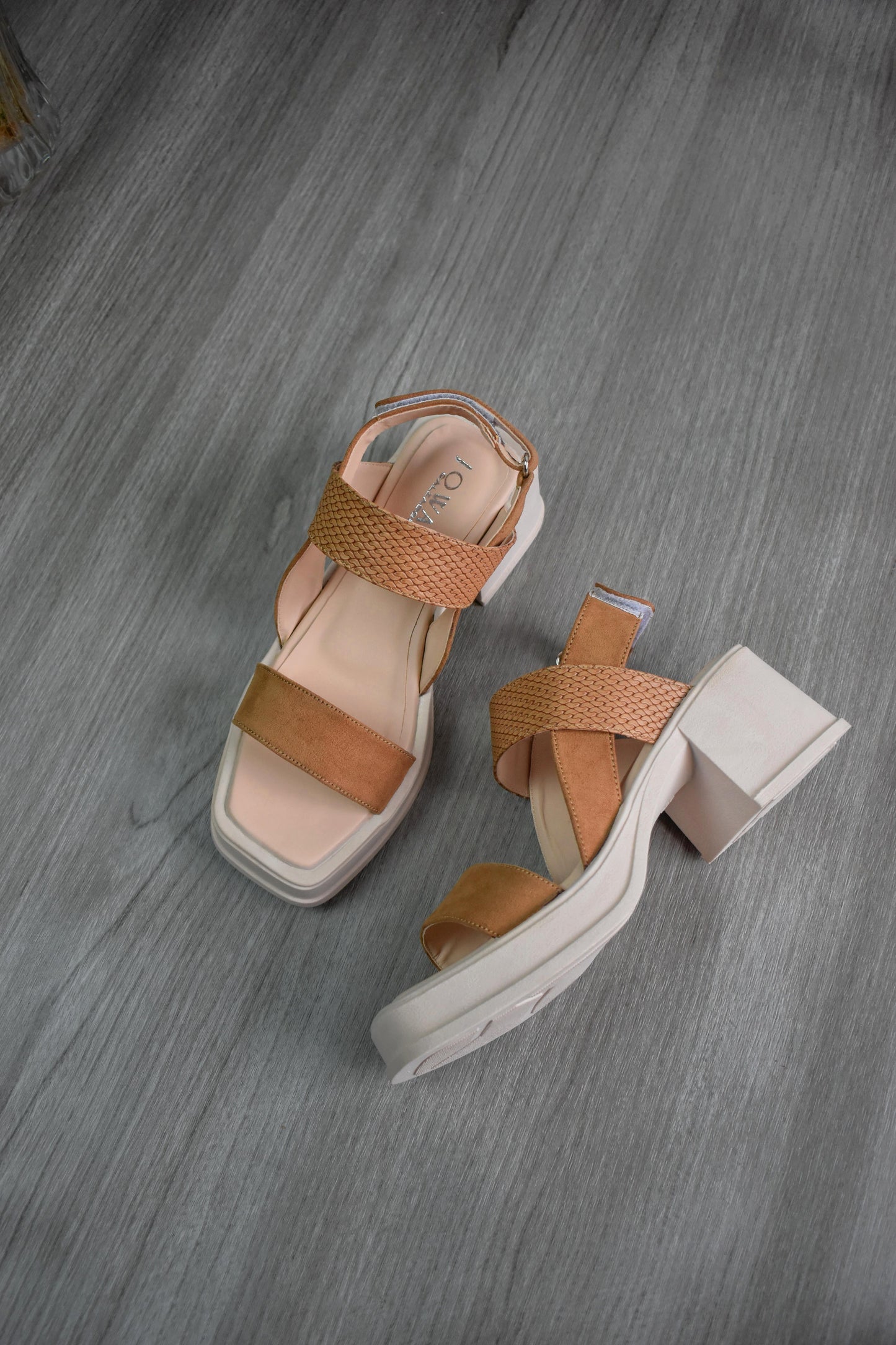 Sandalias ROSÉ camel