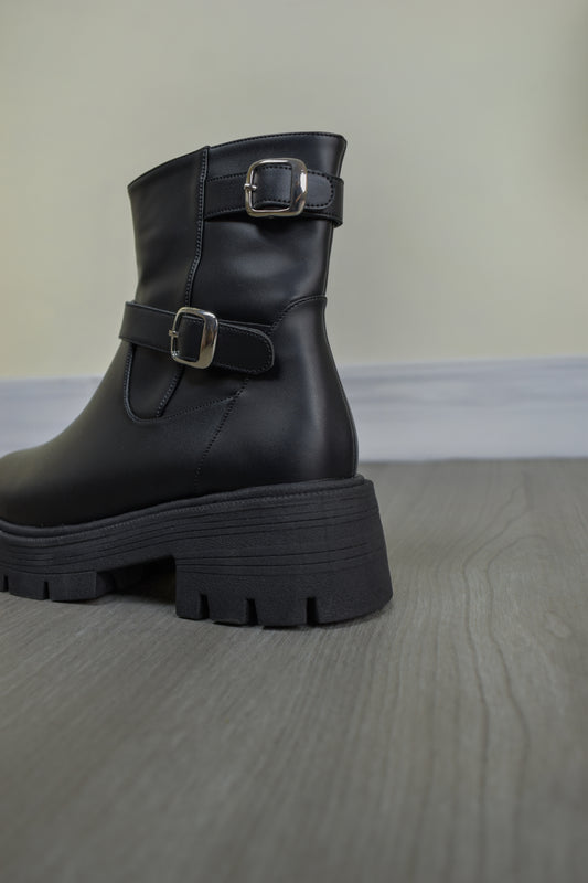 LISA boots negro