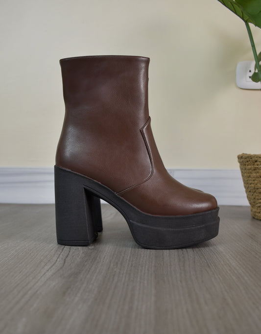LILY BOOTS chocolate