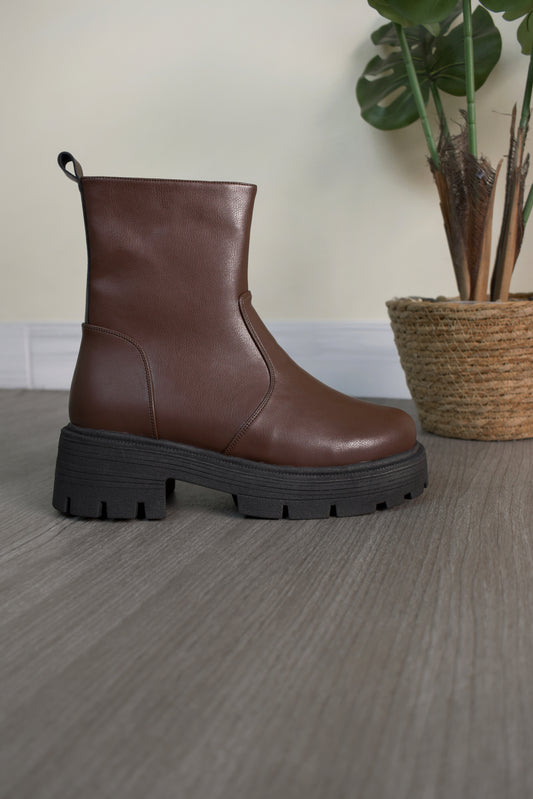 LUCIE boots chocolate