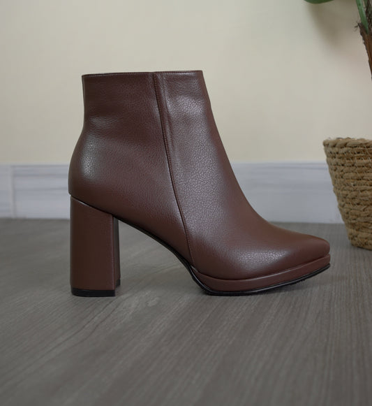 VIENNA boots chocolate