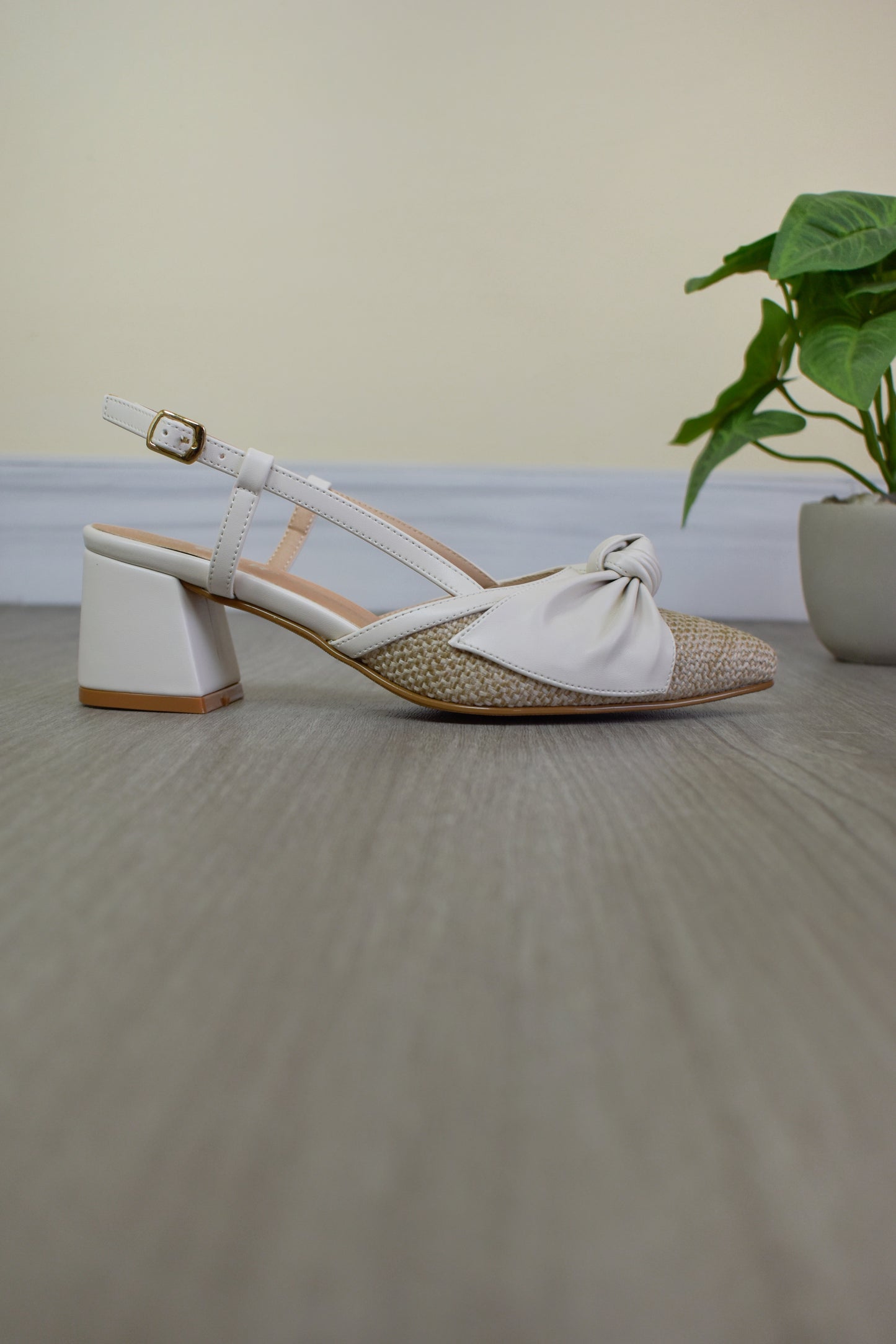 Stilettos ISABELLA hueso 5C