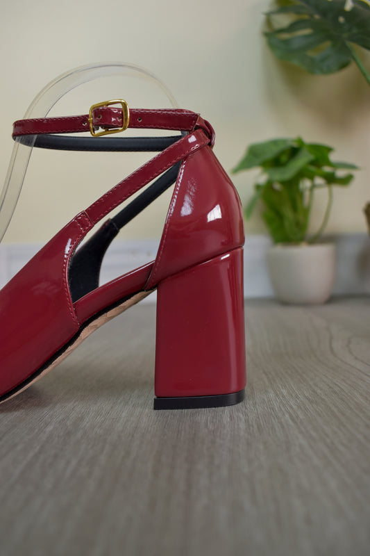 Stilettos KALI vino charol