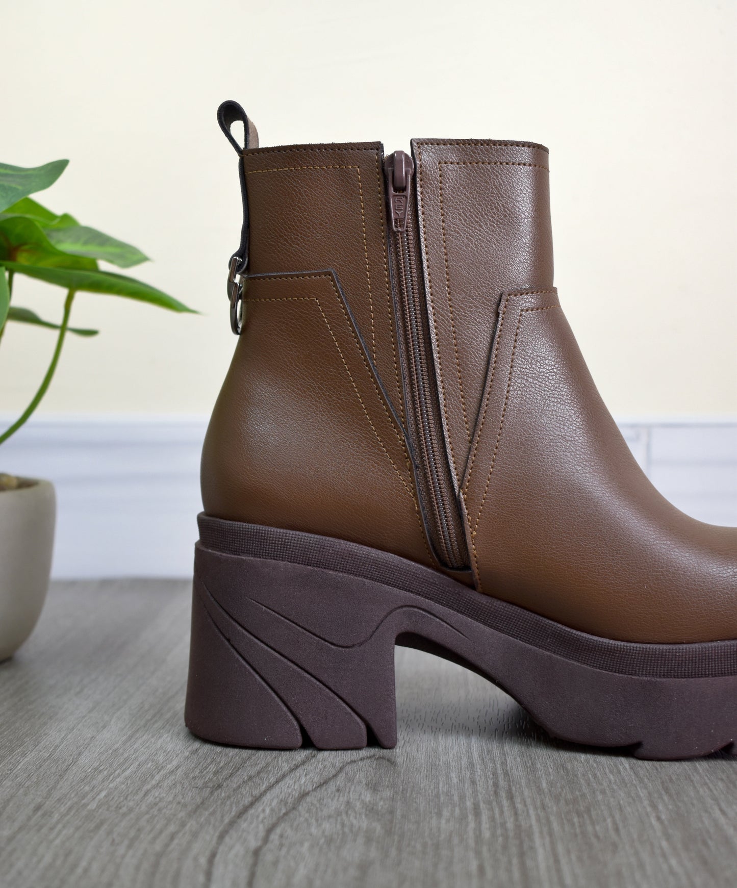 LUNA BOOTS chocolate