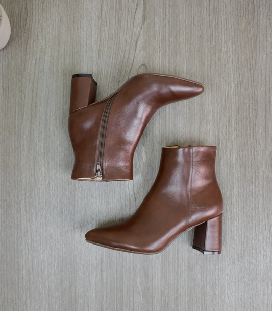 PARIS boots chocolate