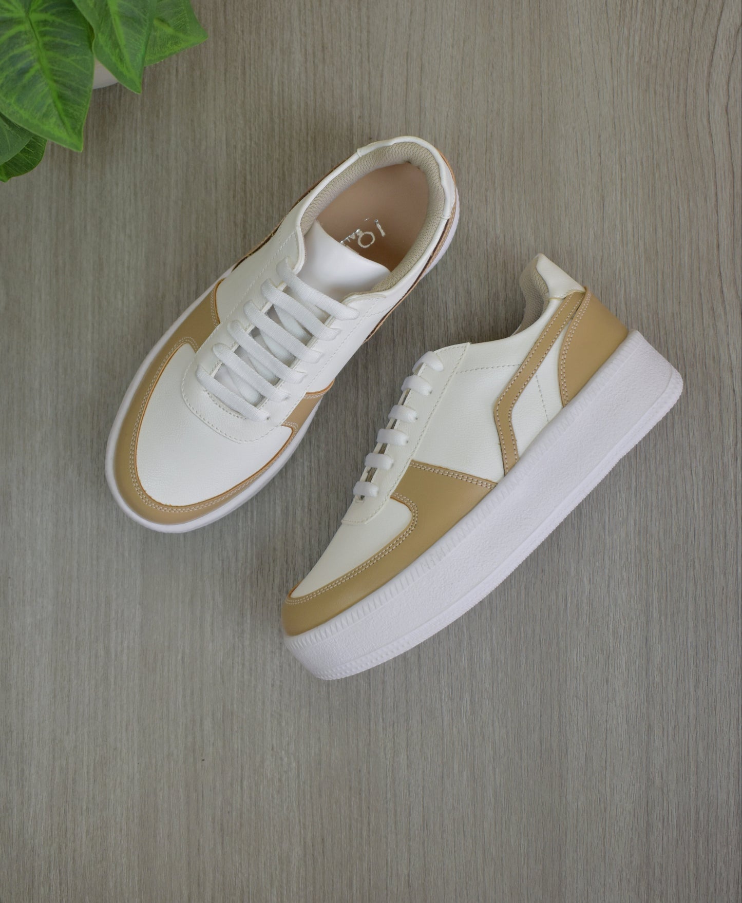 Zapatillas ARIS Beige