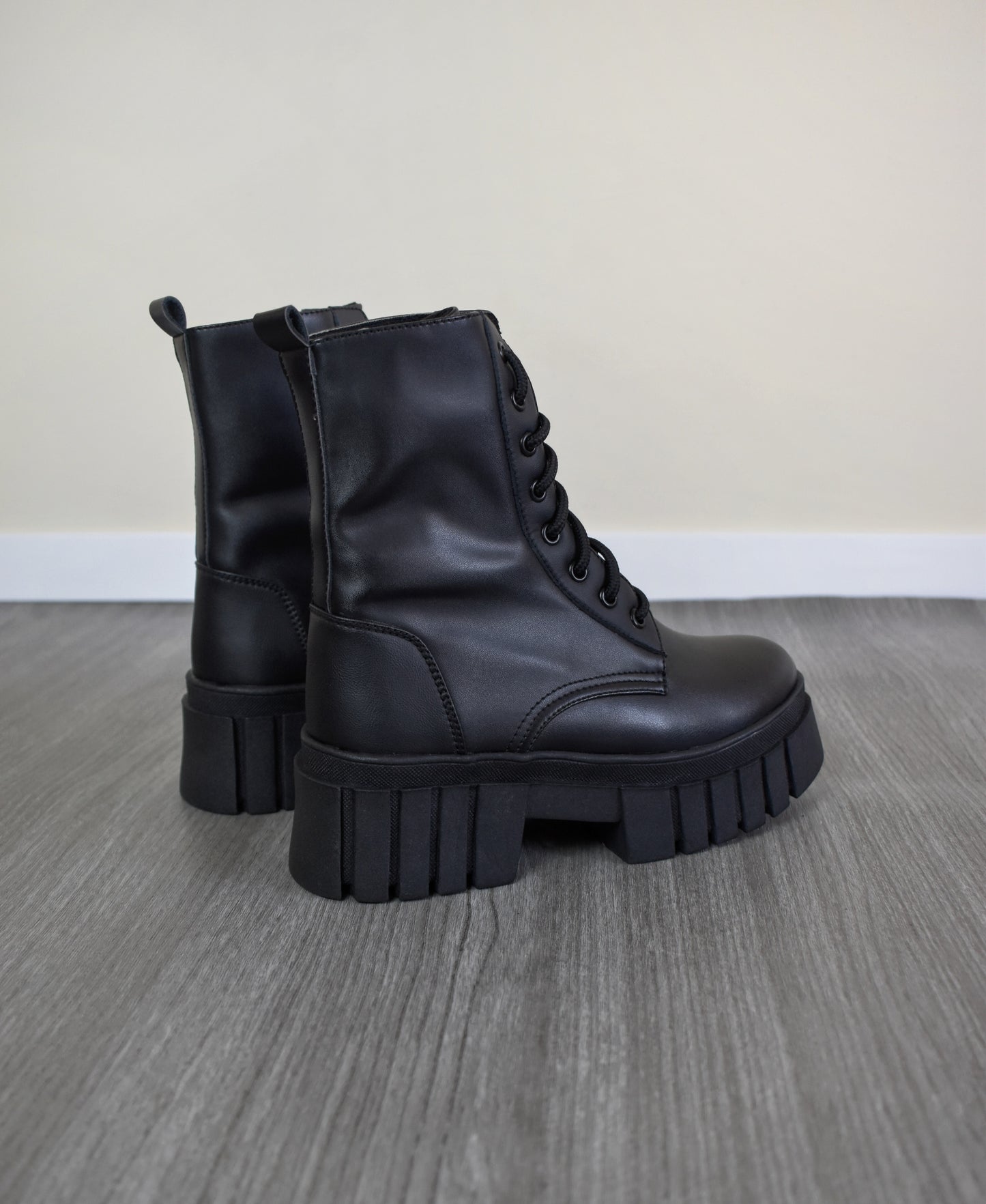 ALANA boots negro liso