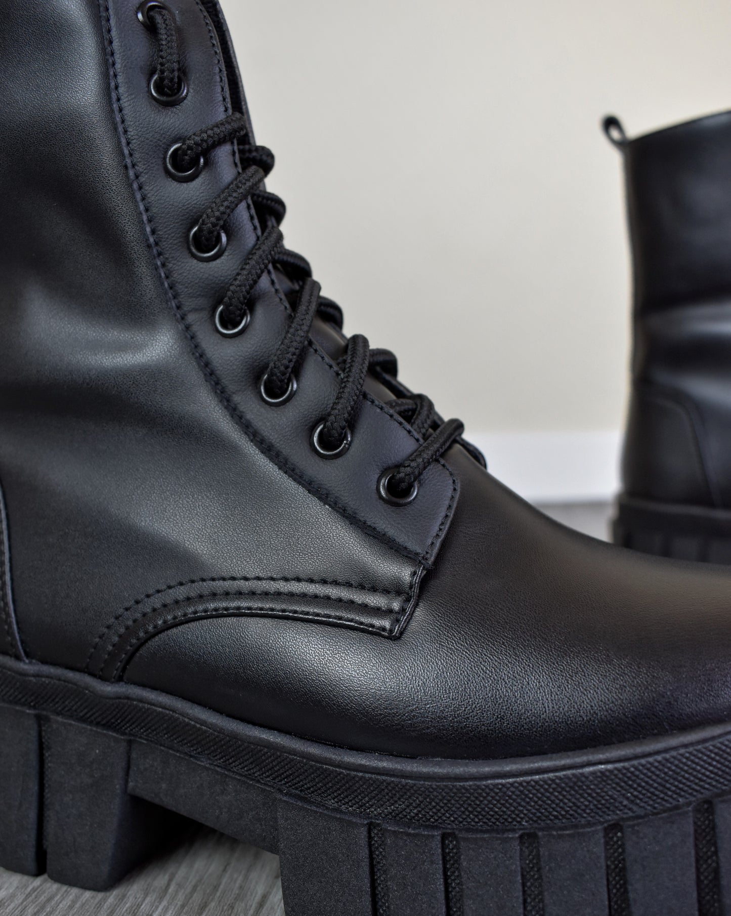 ALANA boots negro liso