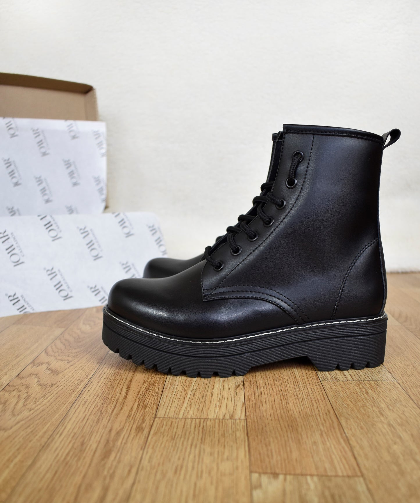 COMBAT BOOTS negro